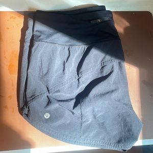 Lululemon Speed Up Lined Shorts Black size 10 tall